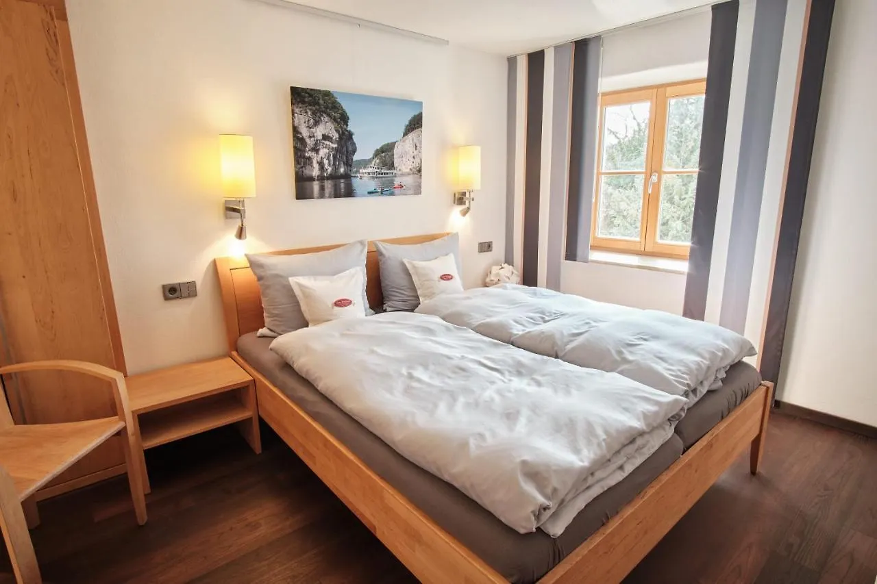 Turmhotel Zum Erasmus Kelheim Hotel