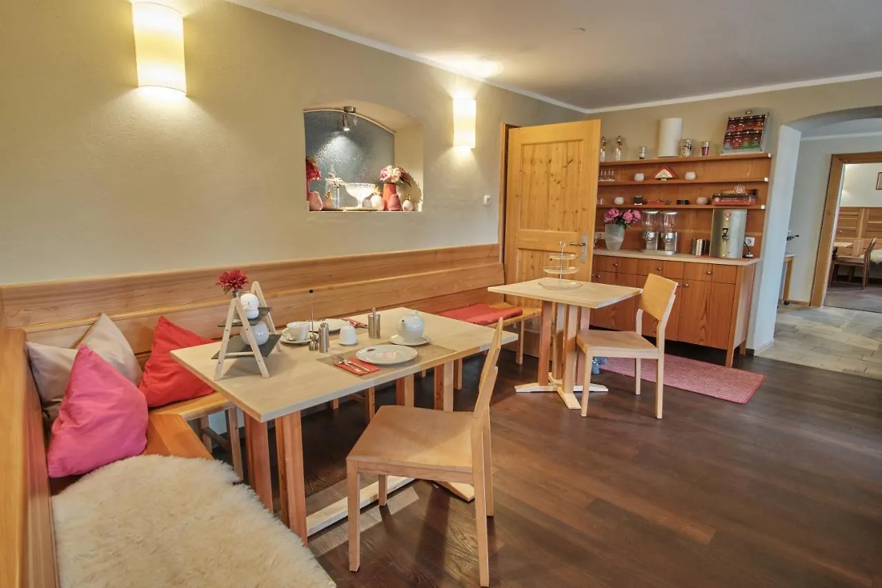 *** Hotel Turmhotel Zum Erasmus Kelheim Germany